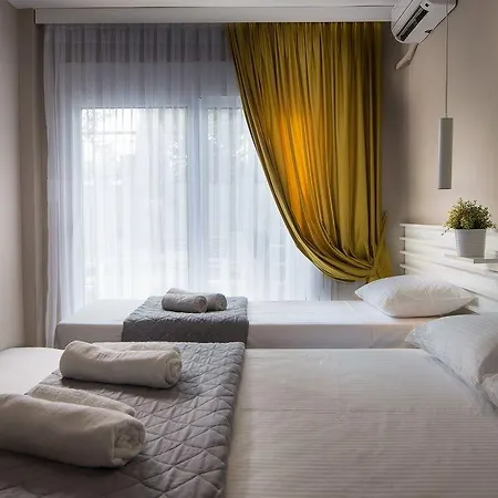 Frau Irenes Haus Sarti