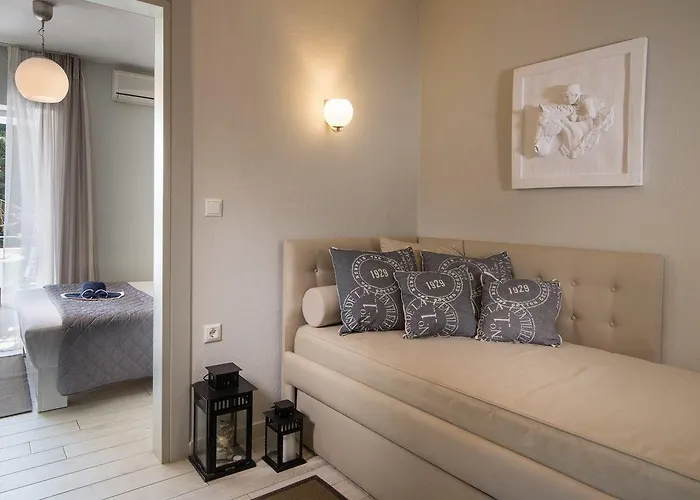 Frau Irenes Haus Daire Sarti